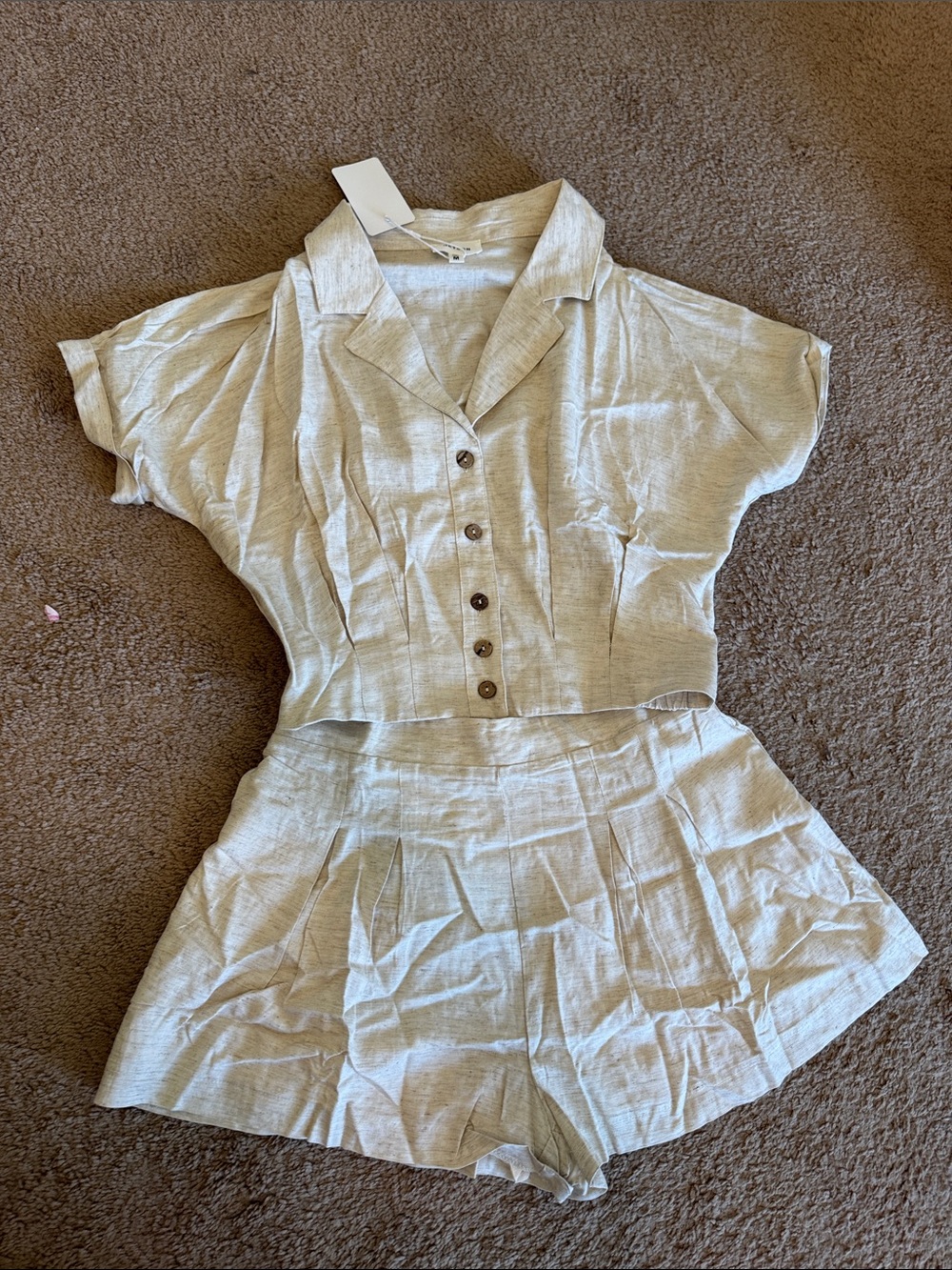 Heyson Beige Linen Two-Piece Shirt and Shorts Set